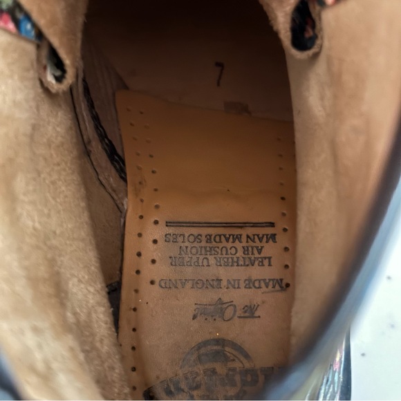 Dr. Martens RARE Vintage Floral Combat Leather Boots - Picture 8 of 9